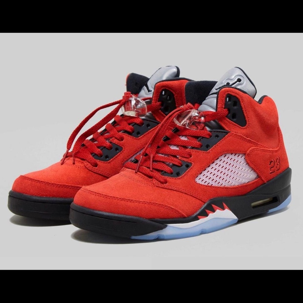 Air Jordan 5 Retro ‘Raging Bull’ (2021 re-edition)